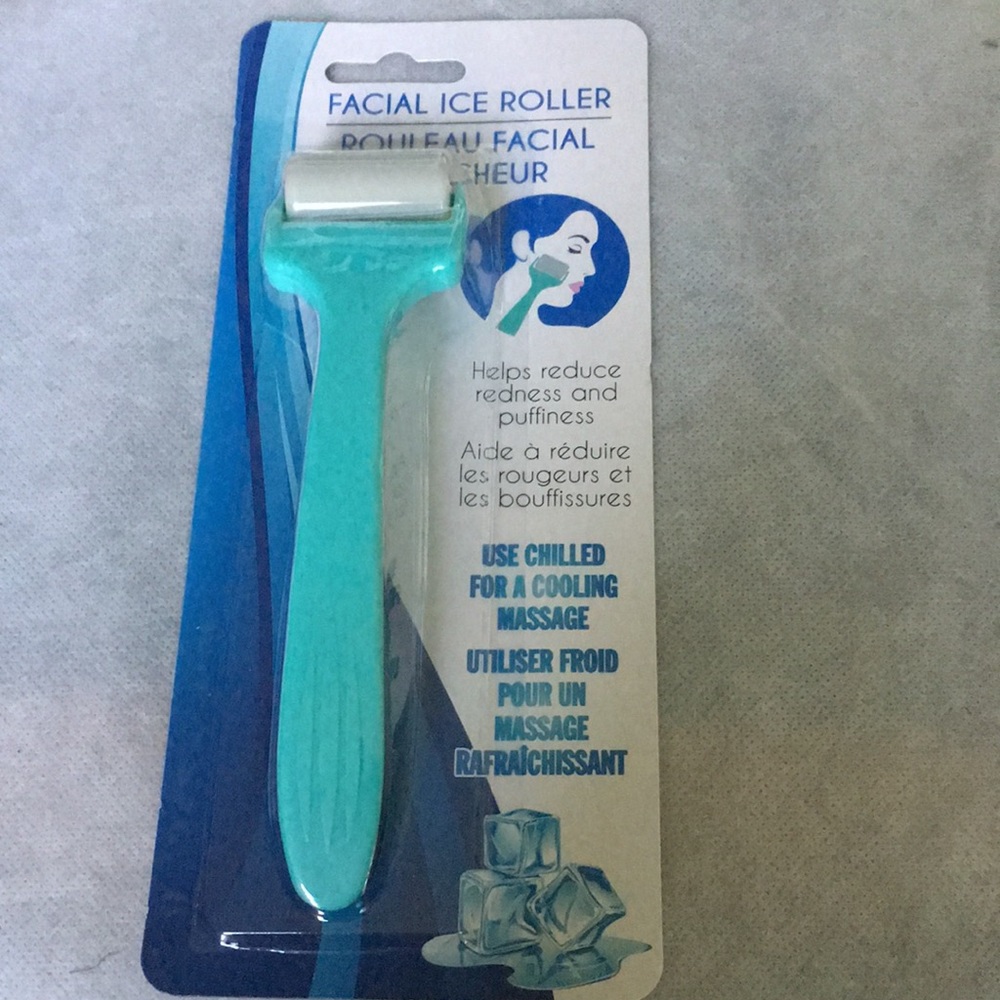 NWT Facial Ice Roller